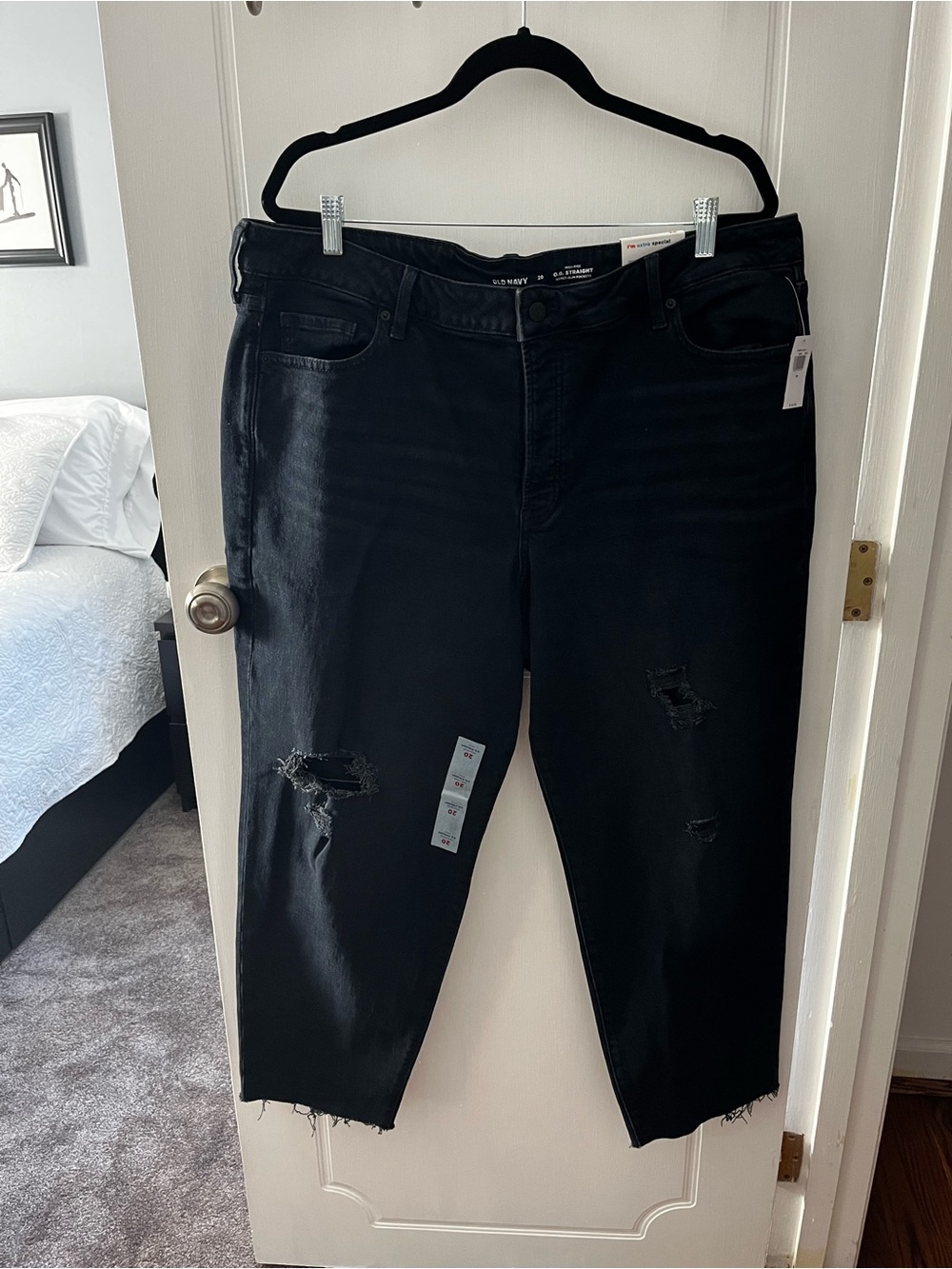 Old Navy High-Waisted O.G. Straight Button-Fly Cut-Off Jeans - Picture 2 of 7